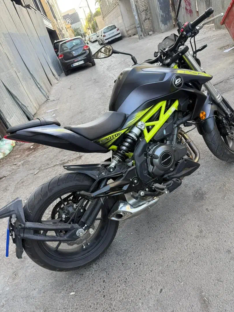 QJ srk 300 cc 1392 بیمه نه ماه سند به نام خودم|موتورسیکلت|مشهد, احمدآباد|دیوار