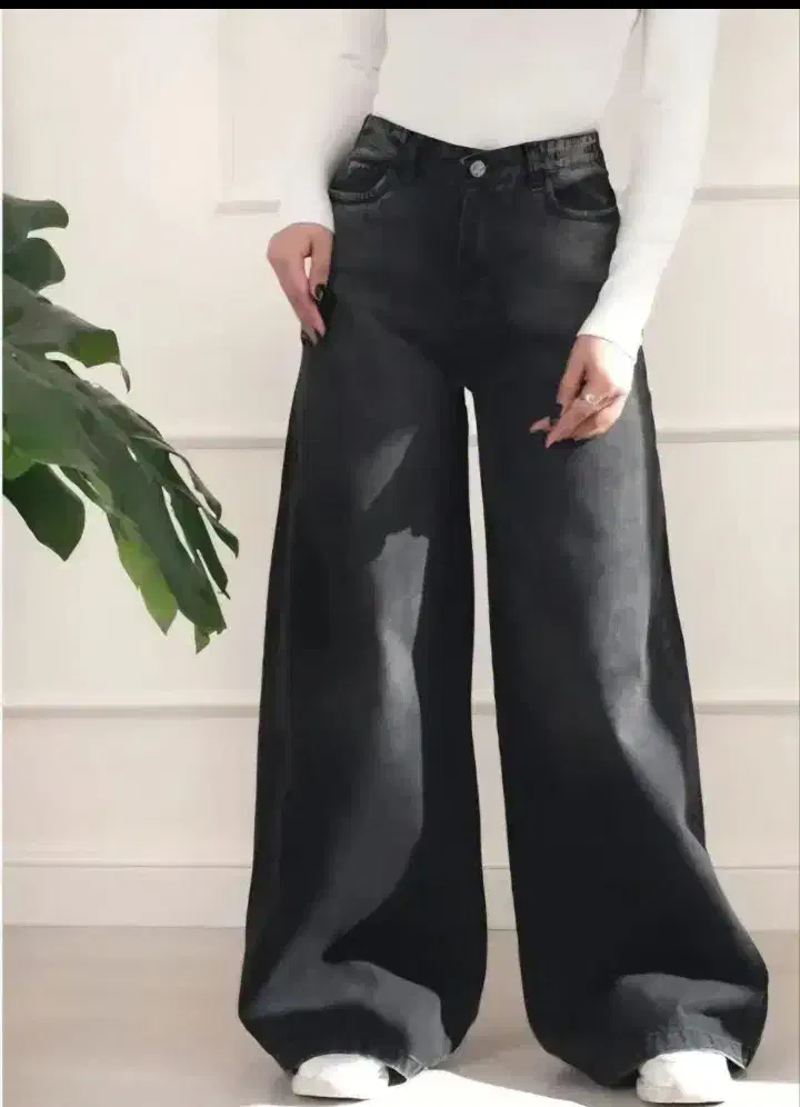 شلوار لی زنونه . یا شلوار جین زنونه عمده .|لباس|بهارستان, |دیوار