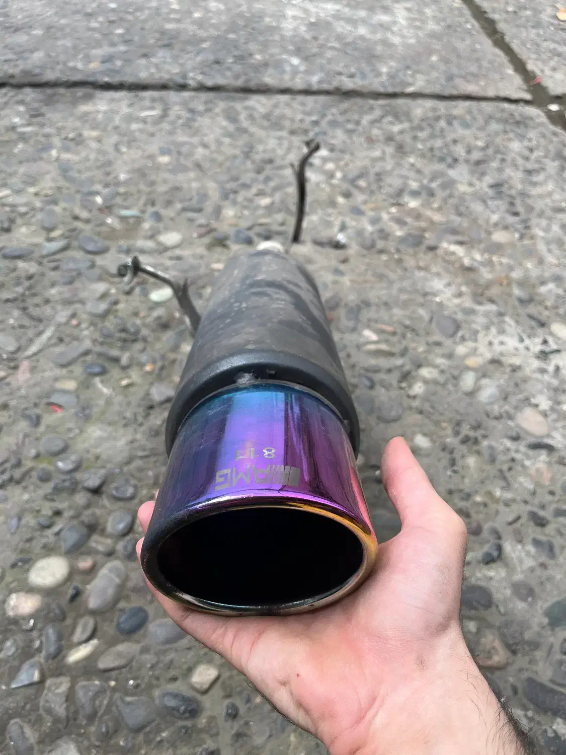 منبع ۸۱۱ کامل|قطعات یدکی و لوازم جانبی|رشت, گلباغ نماز|دیوار