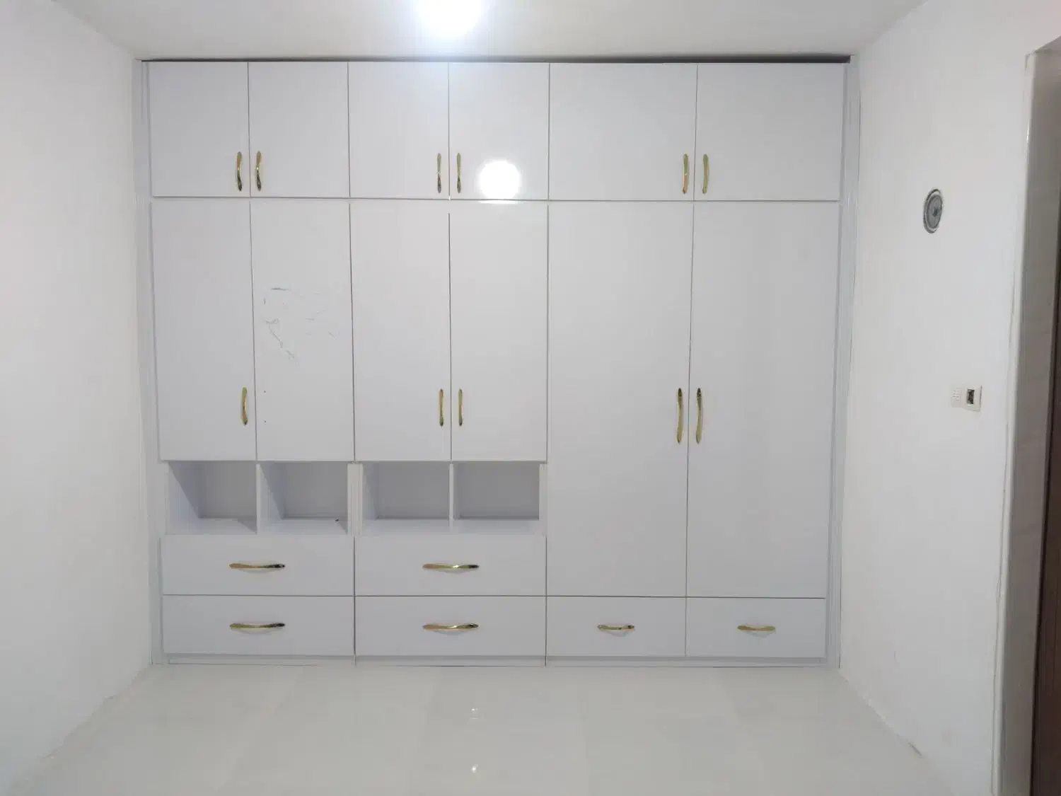 کابینت و کمد دیواری|خدمات پیشه و مهارت|اسفراین, |دیوار