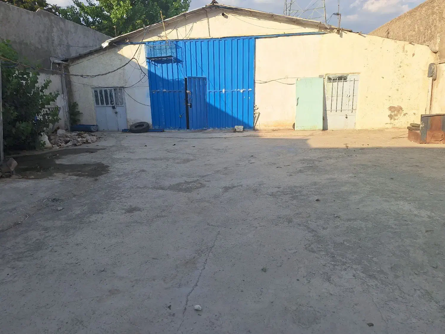 سوله اجاره|اجارهٔ دفتر صنعتی، کشاورزی، تجاری|چهارباغ, |دیوار