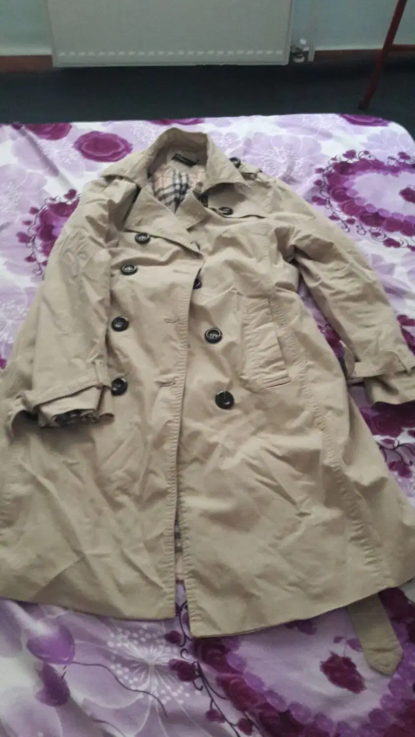 کاپشن،پالتو و بارانی سایز۴۰|لباس|صحنه, |دیوار