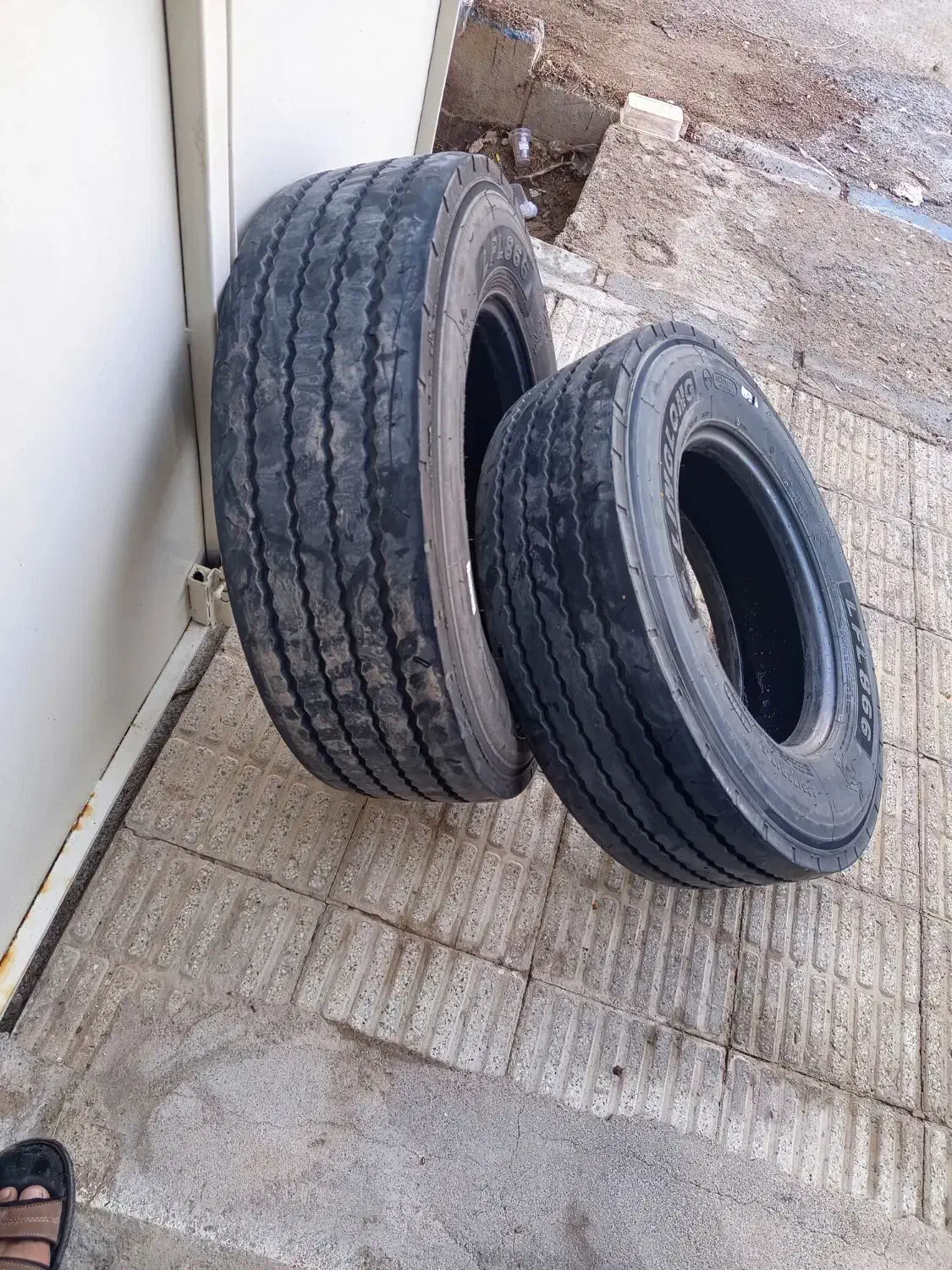 لاستیک رادیال|قطعات یدکی و لوازم جانبی|تفت, |دیوار