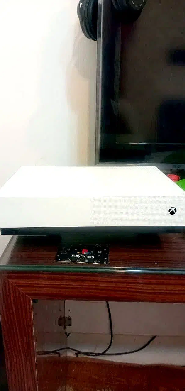 Xbox one s|کنسول، بازی ویدئویی و آنلاین|مشهد, کوی سیدی|دیوار
