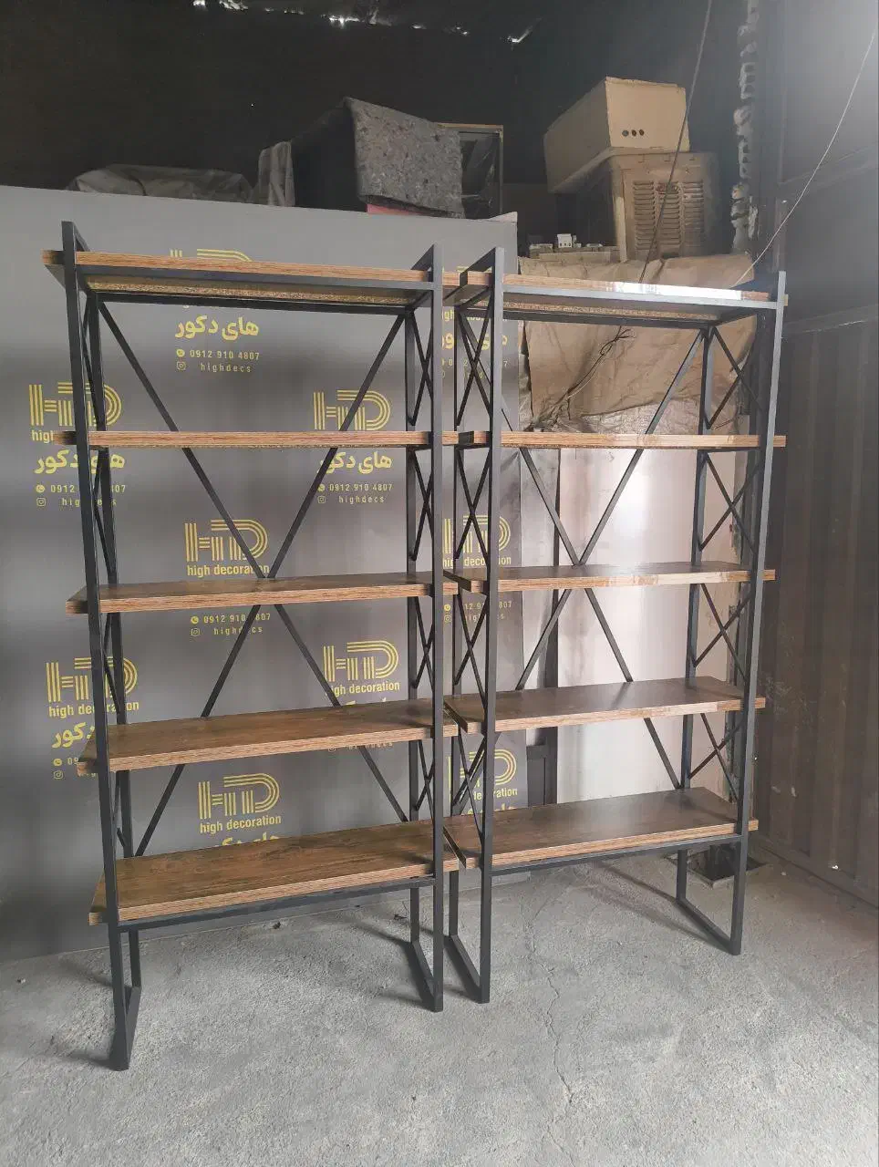 استند تبریز|کتابخانه، شلف، قفسه‌های دیواری|خسروشاه, |دیوار