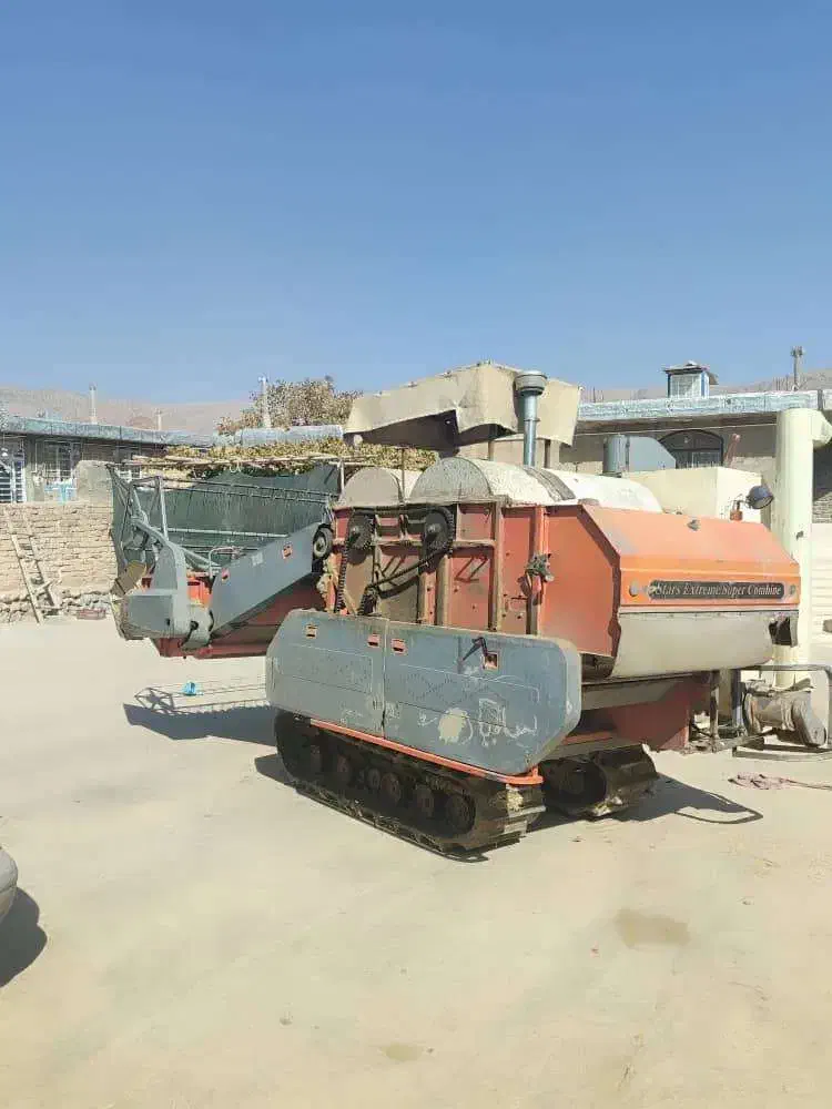 کمباین|خودرو سنگین|کر, |دیوار