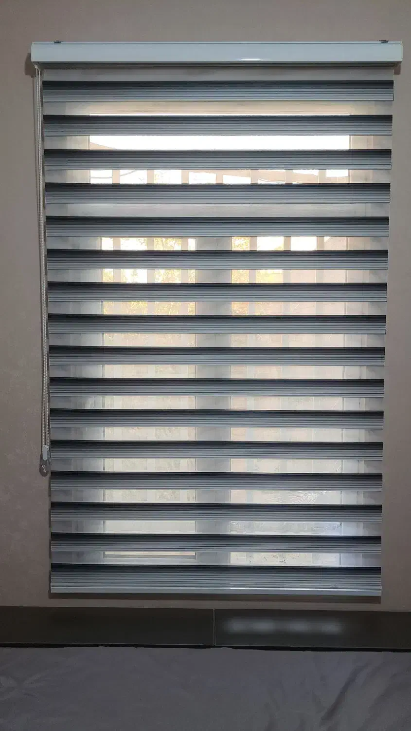 مرکز پرده زبرا (Zebra)|پرده، رانر، رومیزی|میانه, |دیوار