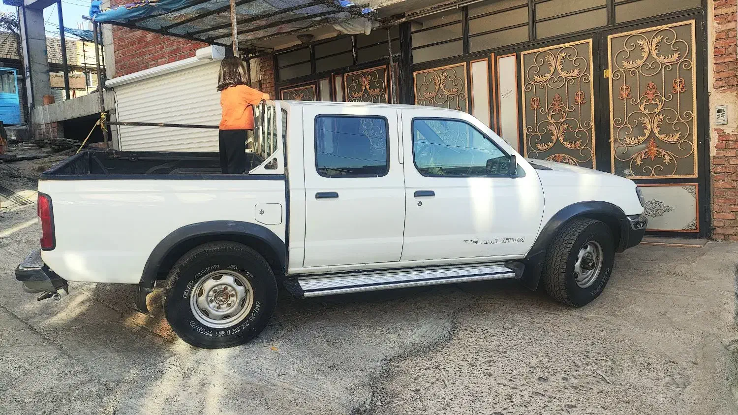 نیسان پیکاپ دوکابین خانگی|خودرو سواری و وانت|بوکان, |دیوار