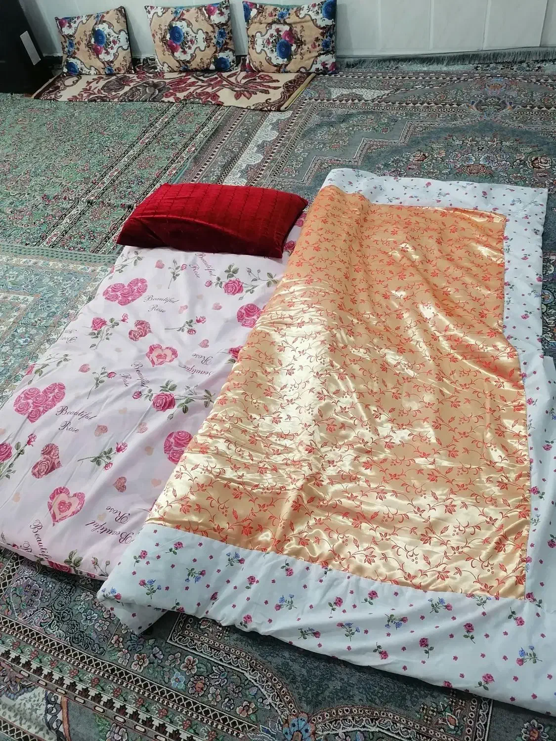 لحاف و تشک نو|رختخواب، بالش، پتو|شیروان (خراسان), |دیوار