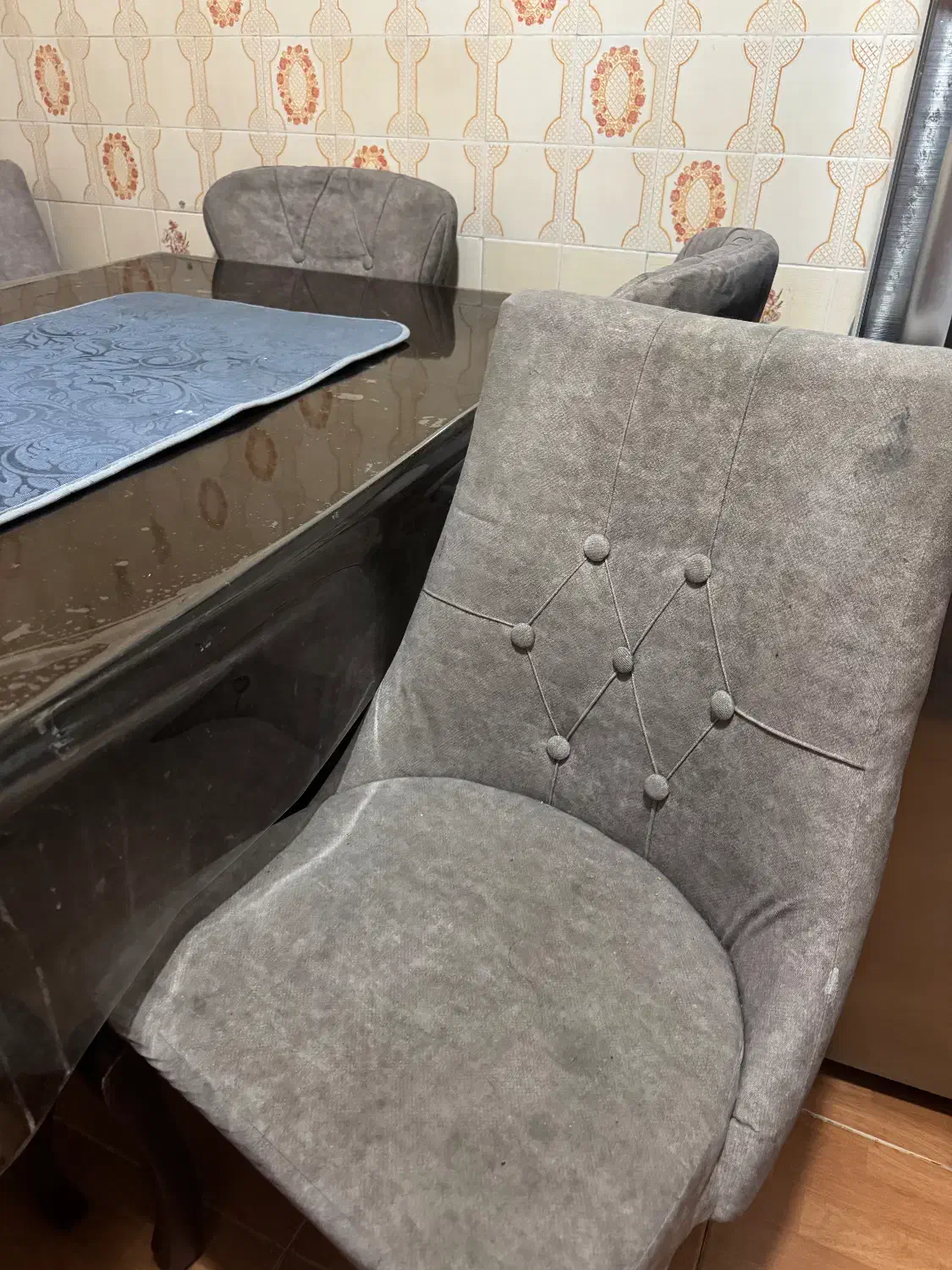 میز نهار ۶ نفره چوبی چوبی همراه شیشه|میز و صندلی غذاخوری|تهران, پردیسان|دیوار