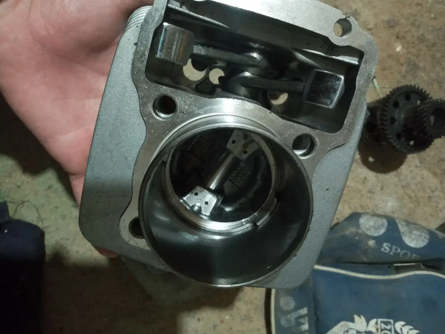 سیلندر هندا ۱۵۰ .سیلندر. اسبک.دندهتایم.|قطعات یدکی و لوازم جانبی|اسفراین, |دیوار