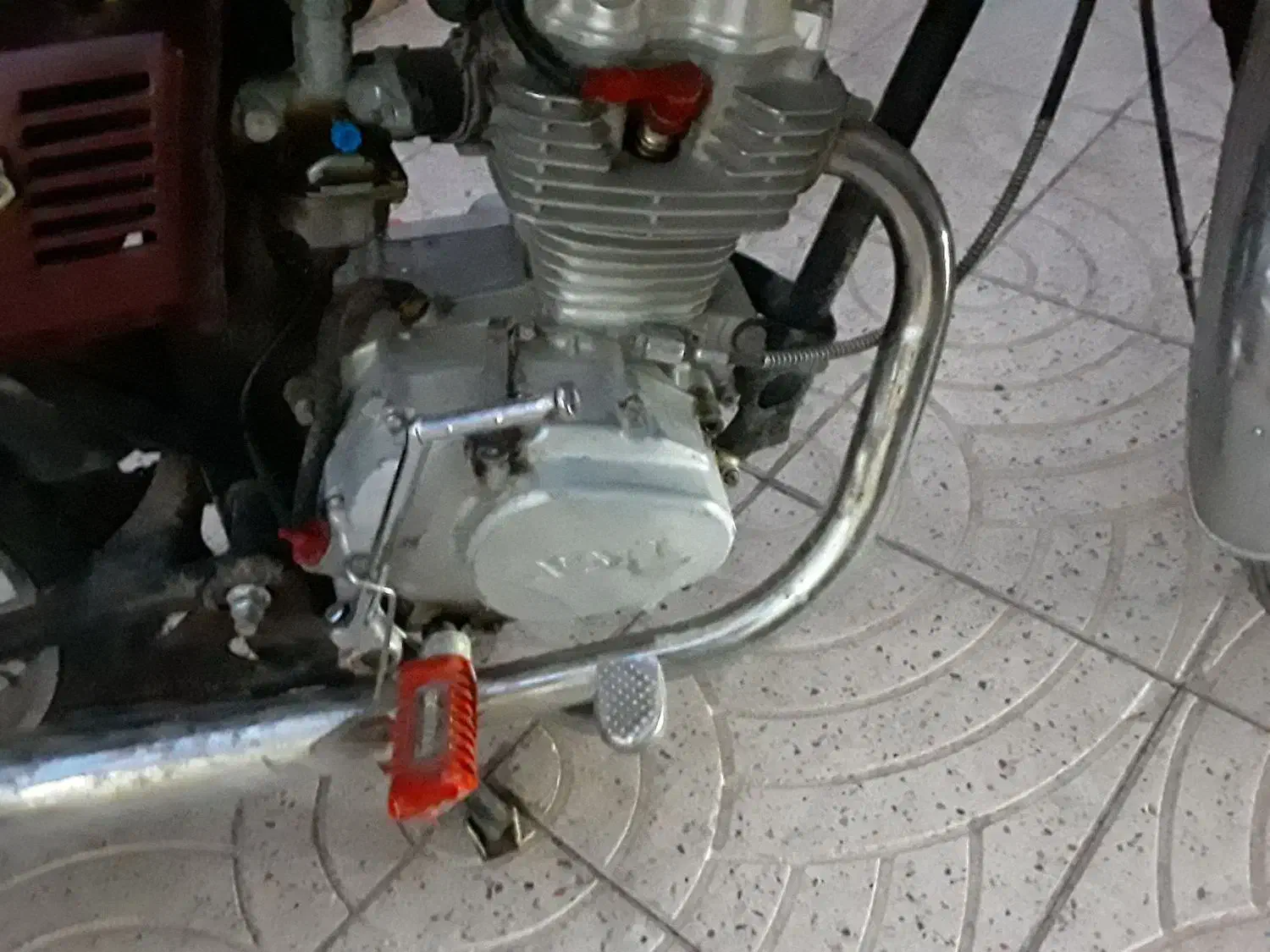 موتور ۱۲۵|موتورسیکلت|نوشین شهر, |دیوار