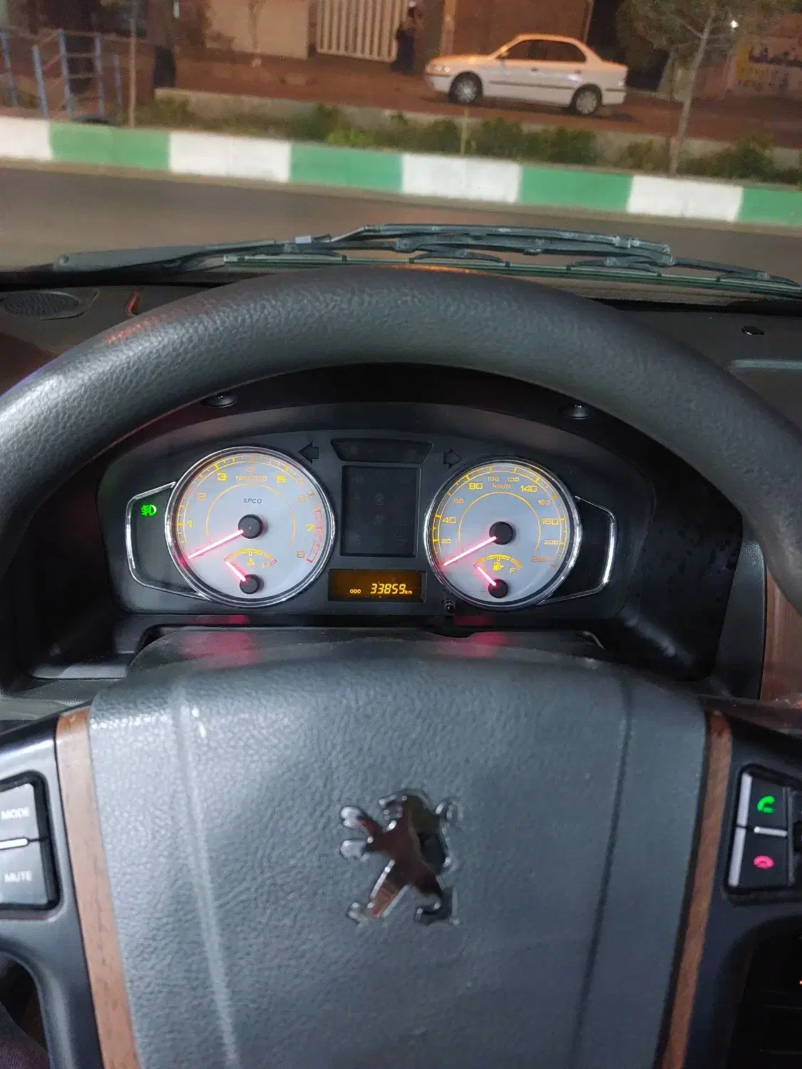 پارس XU7Pمدل 402 دریچه سیم|خودرو سواری و وانت|ساوه, |دیوار