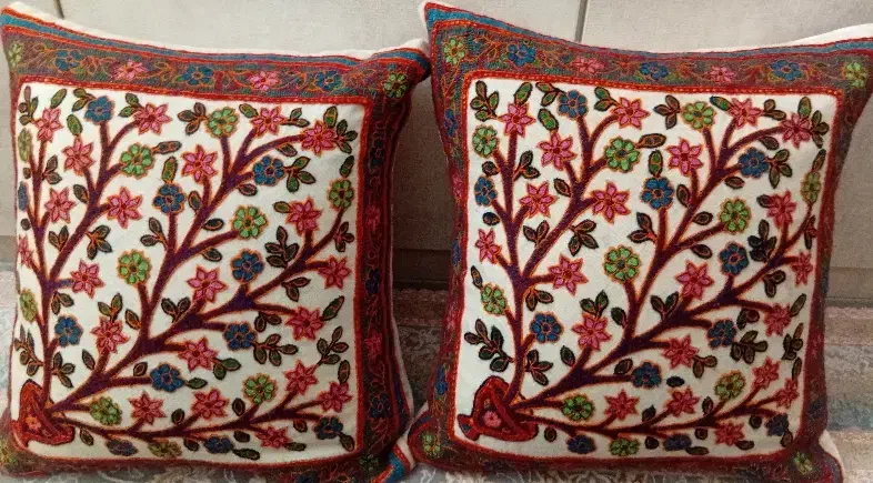 جفت کوسن پته پرشده تازه دوخت|صنایع دستی و سایر لوازم تزئینی|سیرجان, |دیوار