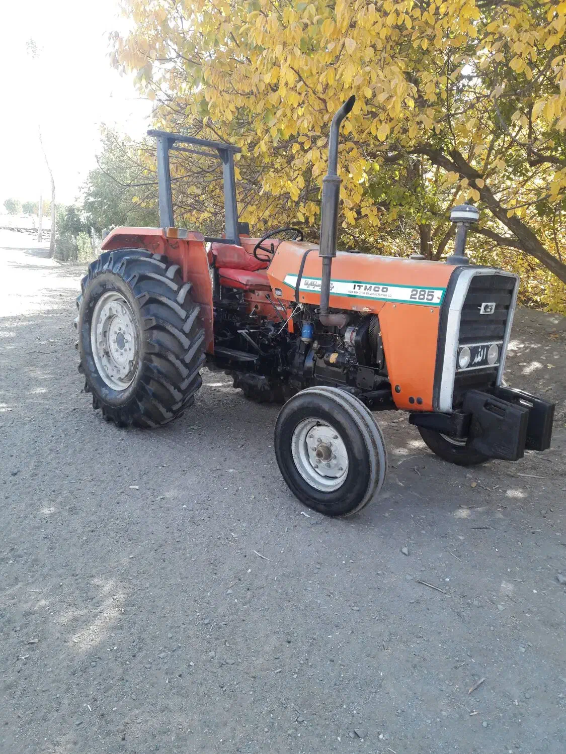 ۲۸۵ مدل ۸۲ صادراتی|خودرو سنگین|تویسرکان, |دیوار