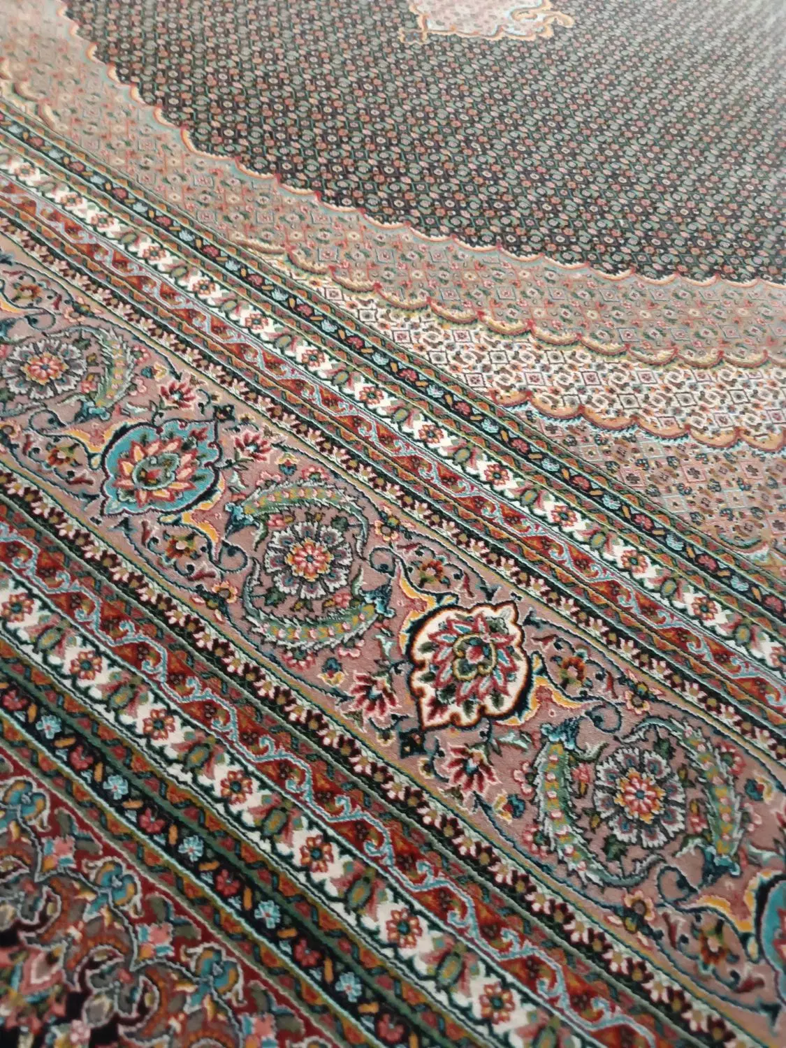 فرش ماهی|فرش|ارومیه, |دیوار