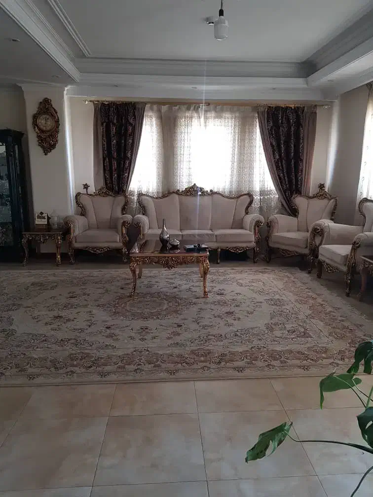 ۱۱۰متر ۲ خواب کوهک برج ریحانه طبقه۱۳