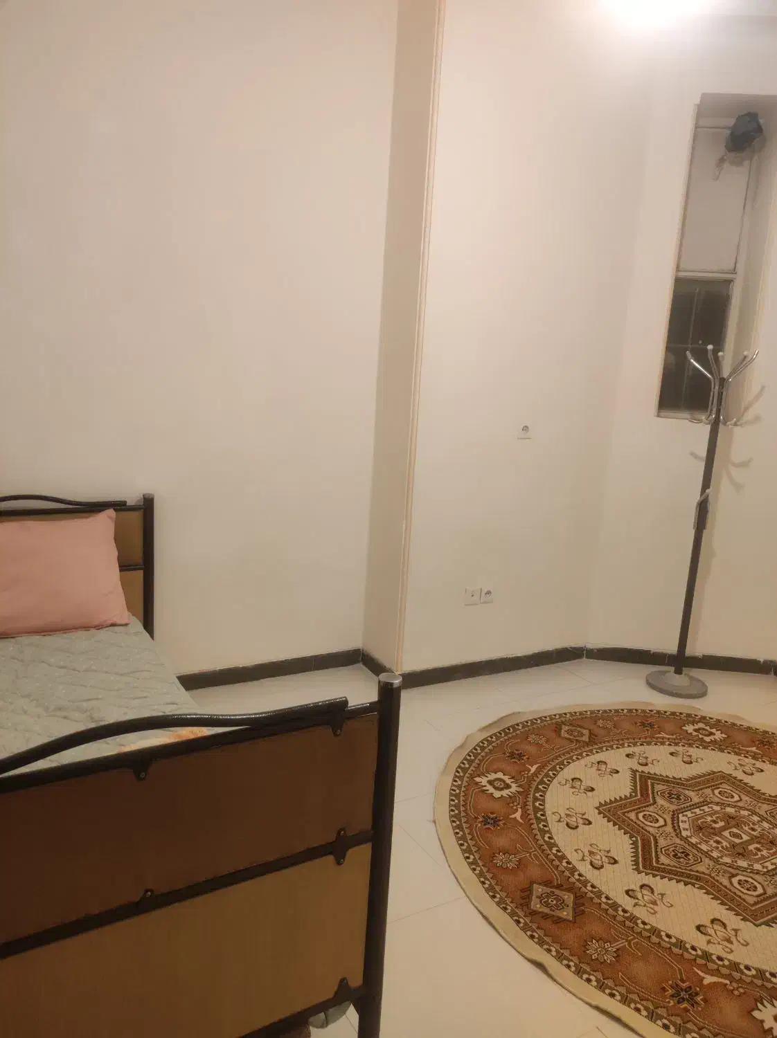 منزل مبله خیابان فلسطین|اجارهٔ کوتاه‌مدت آپارتمان و سوئیت|کرمان, |دیوار