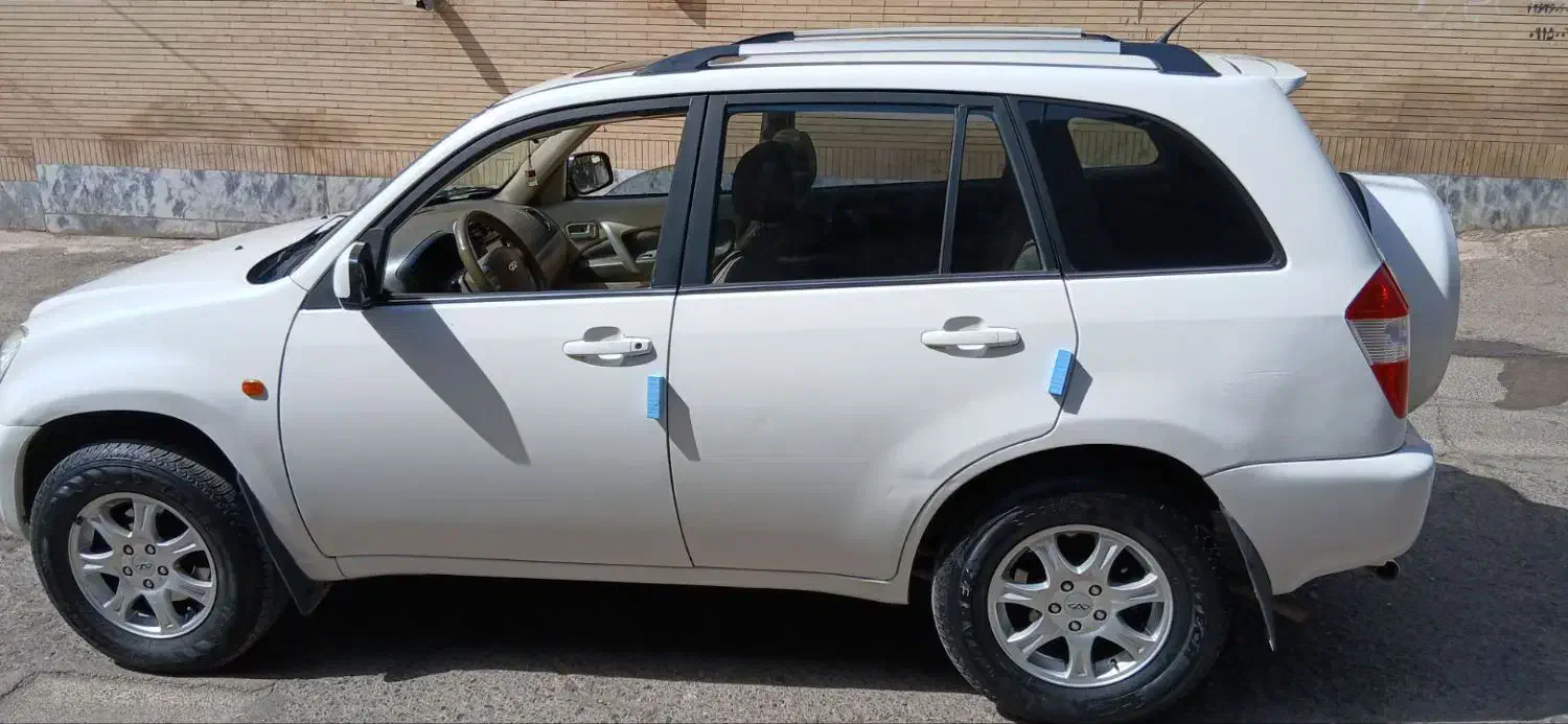 ایکس ۳۳تمیزوکم کاروکارمندی|خودرو سواری و وانت|نیشابور, محله میدان باغات|دیوار