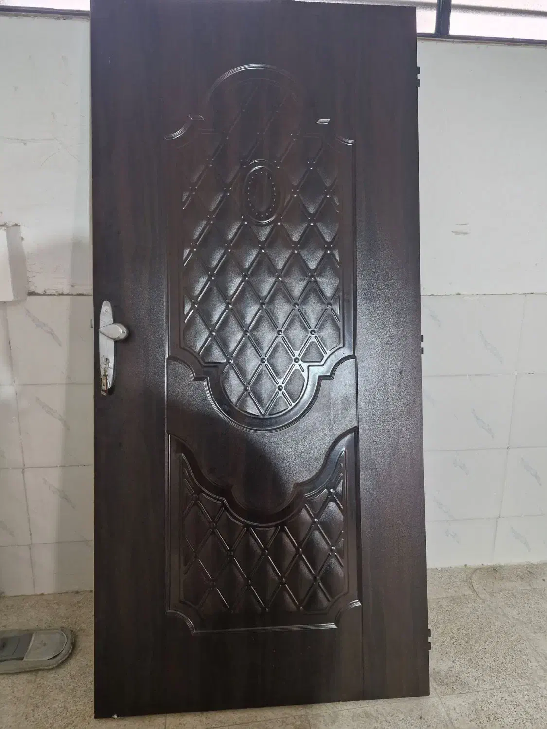 فروش یک درب ورودی با چهارچوب و قفل|مصالح و تجهیزات ساختمان|شاهرود, |دیوار