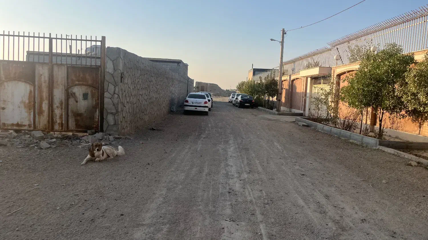 چهاردیواری ۲۵۰ متری روستای آمرزید آباد|فروش زمین و ملک کلنگی|اصفهان, قهجاورستان|دیوار