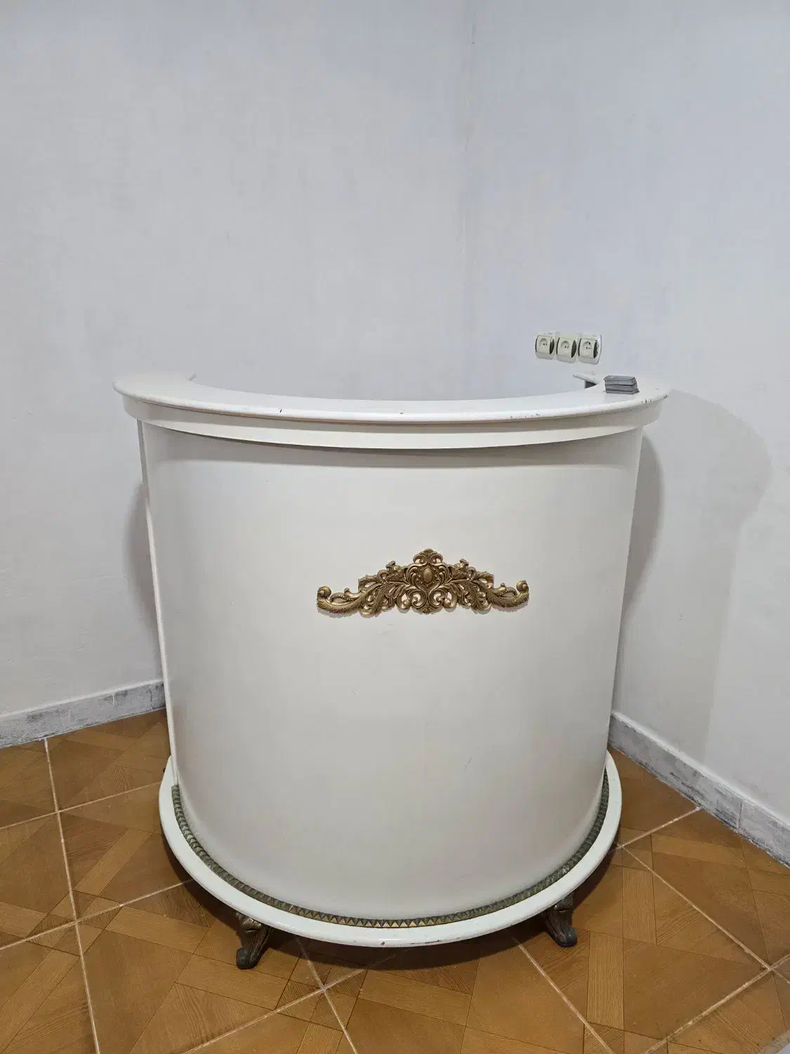 وسایل کار|مبلمان خانگی و میز عسلی|بندر امام خمینی, |دیوار