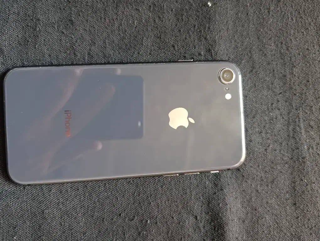 خشکiPhone 8 ZDA|موبایل|سراوان, |دیوار