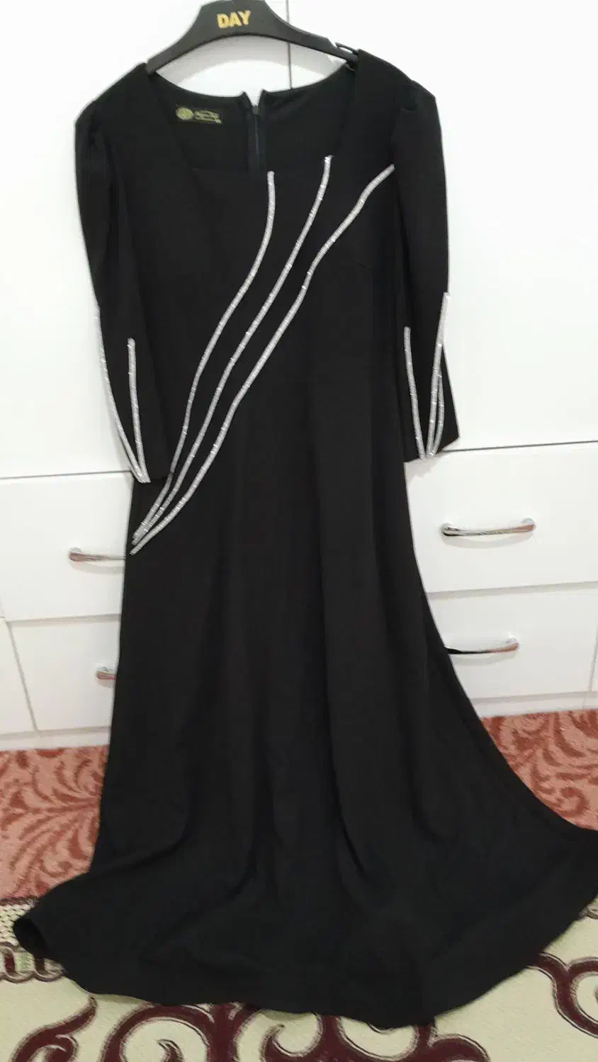 لباس مجلسی|لباس|خرمدره, |دیوار