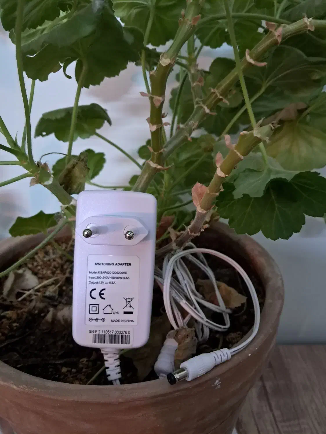 آدابتور وای فای، ۱۲ ولت ۰.۵ آمپر|مودم و تجهیزات شبکه|سبزوار, توحیدشهر|دیوار