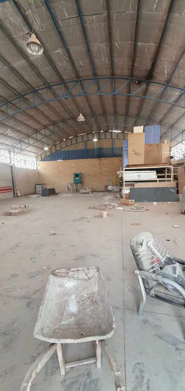 کارگاه اجاره ای ۳۵۰متر سوله ۷۰۰ متر زمین|اجارهٔ مغازه و غرفه|میبد, |دیوار