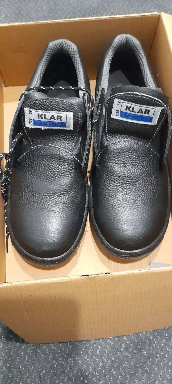 کفش پنجه آهنی ۴۴|کیف، کفش، کمربند|فومن, |دیوار