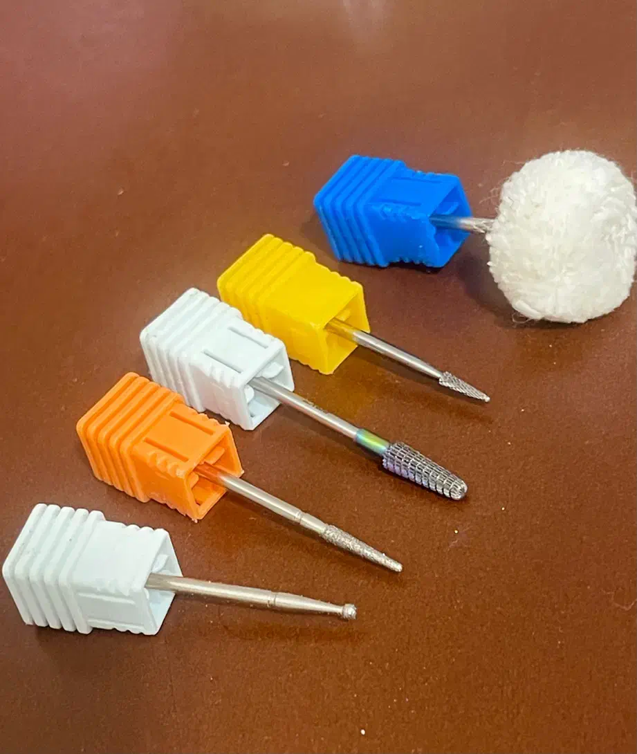 فروش لوازم کاشت ناخن در حدنو|آرایشی، بهداشتی، درمانی|تبریز, |دیوار