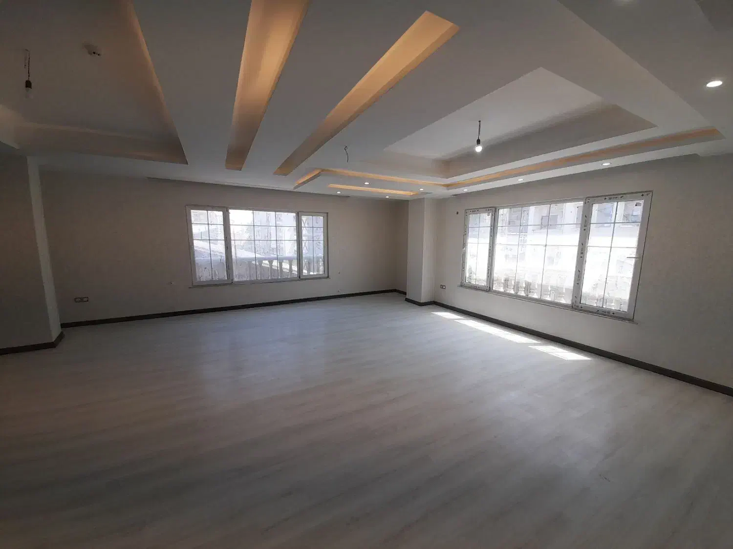 ۲خواب بزرگ / ۱۲۵متر / معلم / محدوده میدان مادر|فروش آپارتمان|رشت, نیکمرام|دیوار