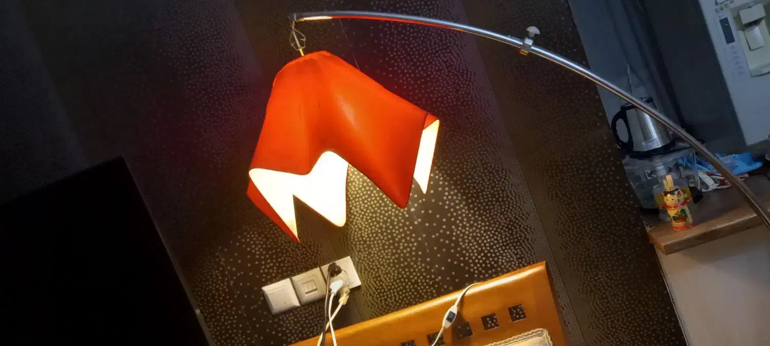 اباژور کنار مبل|چراغ خواب و آباژور|گرمدره, |دیوار