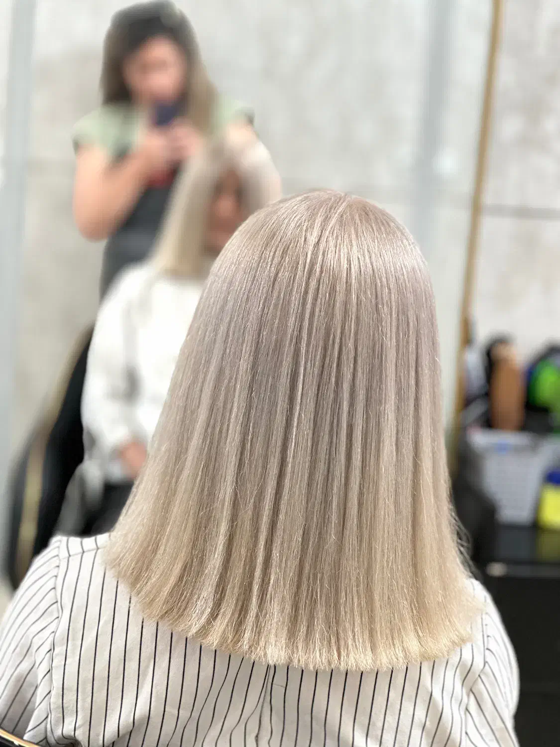 اف ویژه بمناسبت یلدا رنگ و لایت و کراتین|خدمات آرایشگری و زیبایی|صدرا-فارس, فاز ۱|دیوار