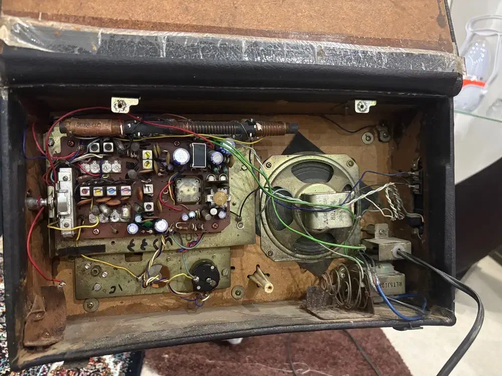 رادیو ناسیونال|سیستم صوتی خانگی|سیاهکل, |دیوار