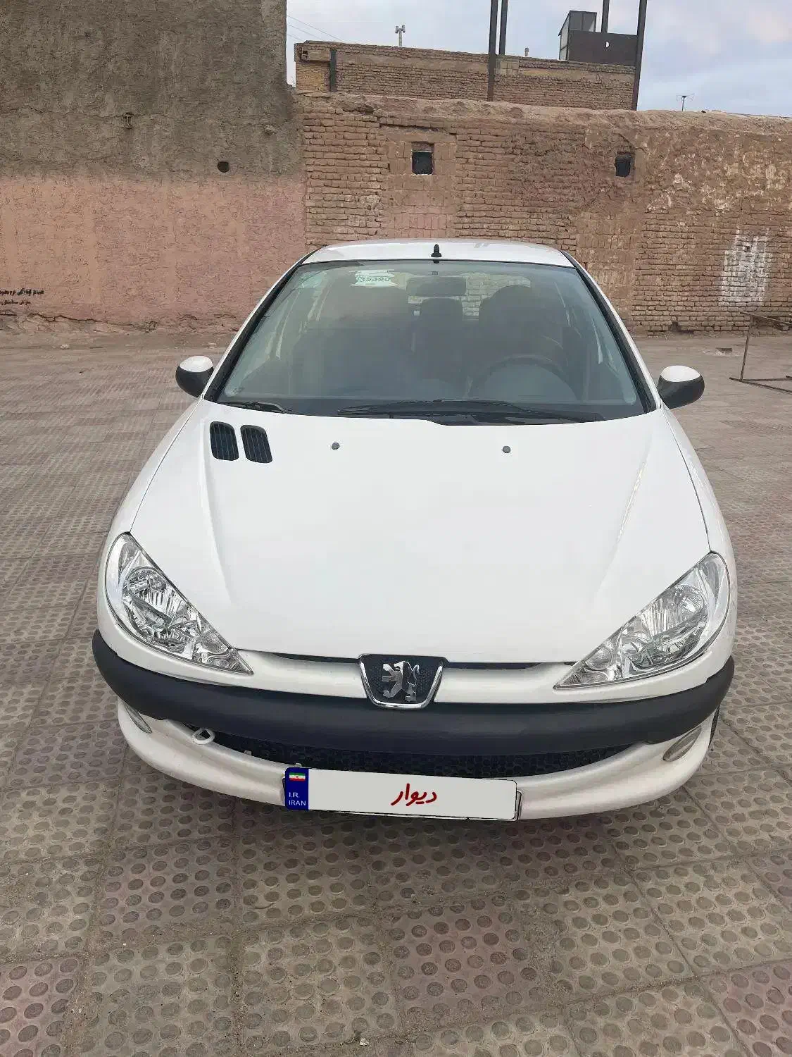 پژو ۲۰۶ تیپ ۵|خودرو سواری و وانت|کرمان, |دیوار