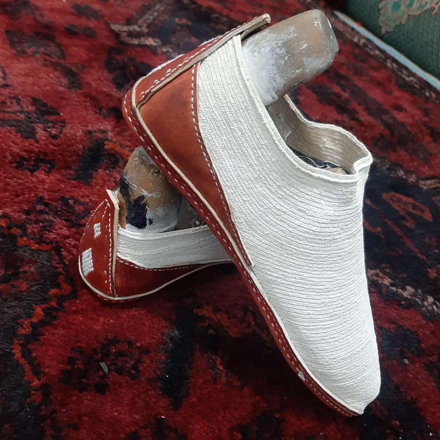 گیوه|کیف، کفش، کمربند|فسا, |دیوار