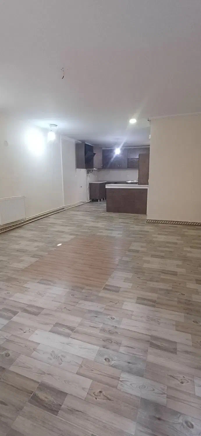 آپارتمان۷۱ متری یک خواب شهرک چشمه باپاسیو