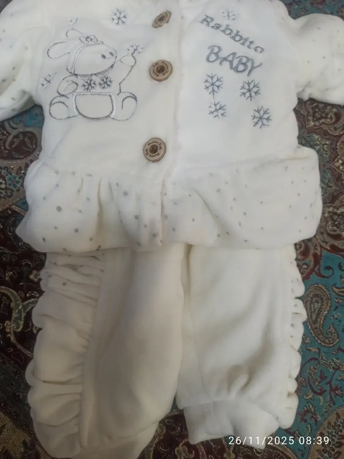 دوتیکه نوزادی بسیار گرم و تو پنبه ای|کفش و لباس بچه|اصفهان, شهرک کاوه|دیوار