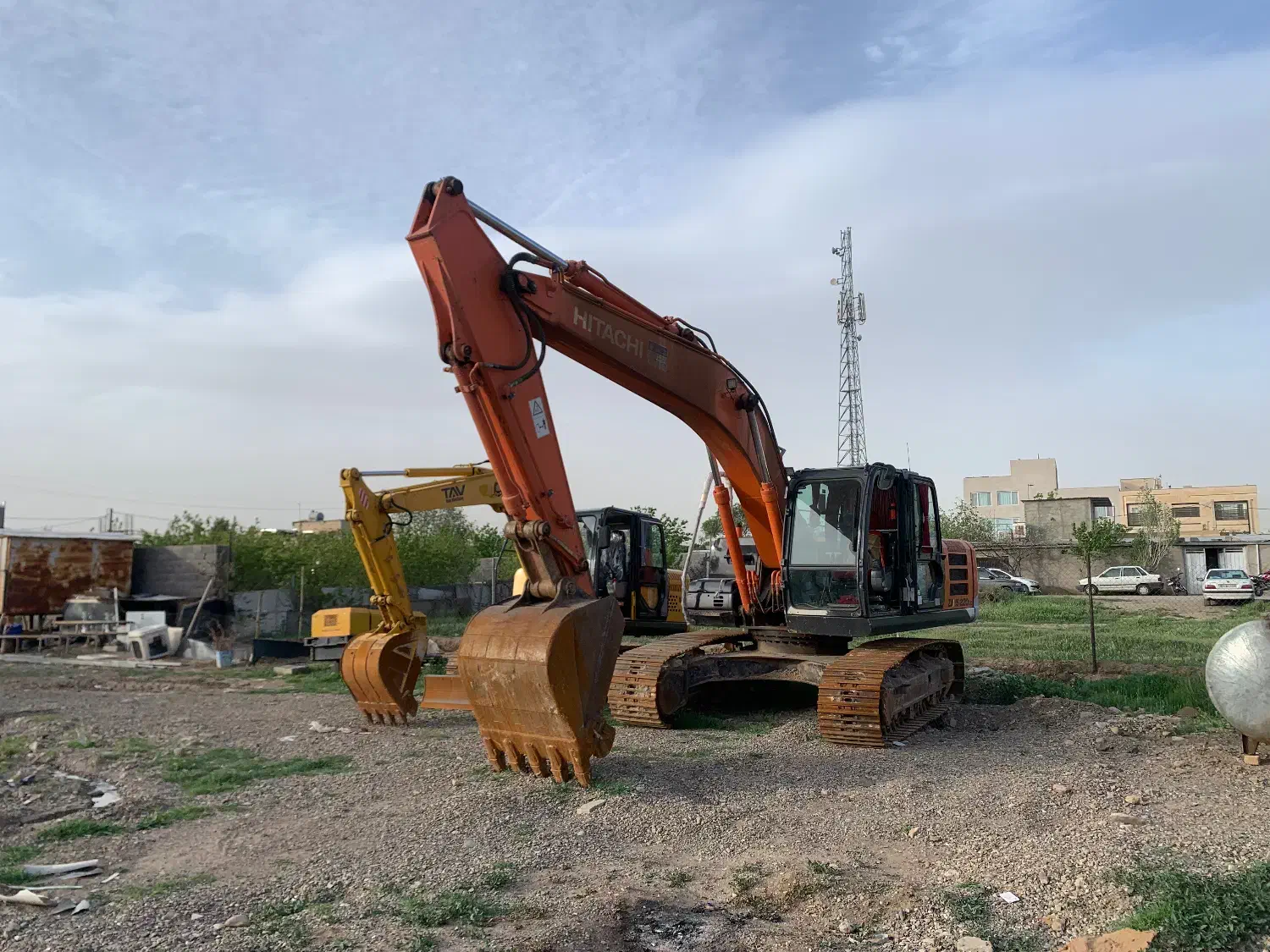 بیل زنجیری و بکو اجاره ای|خدمات پیشه و مهارت|قزوین, |دیوار