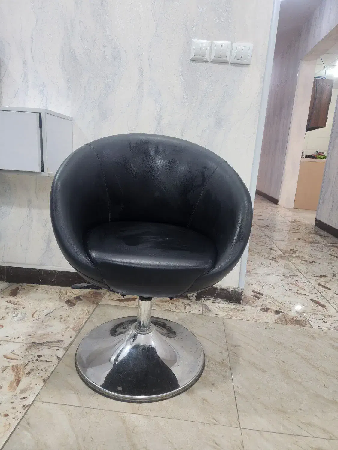 صندلی شینیون|آرایشگاه و سالن‌های زیبایی|بهبهان, |دیوار