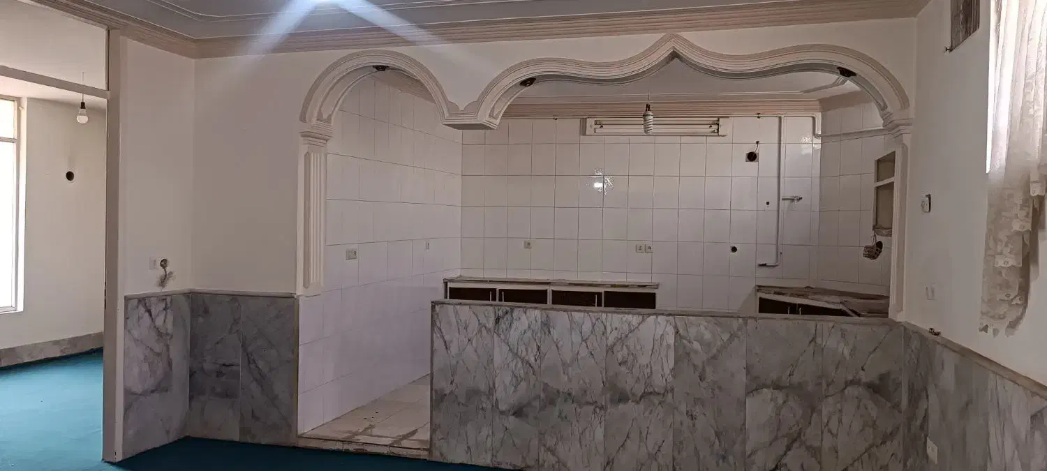 واحد 70متری طبقه اول لب خیابان جمهوری|اجارهٔ آپارتمان|رفسنجان, |دیوار