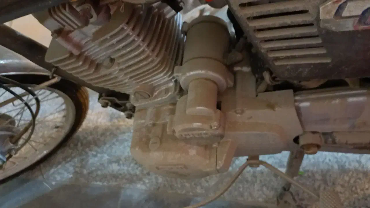 موتور150هوندا کاربراتوری مدل 95صفرخشک قسطی استارتی|موتورسیکلت|خمینی‌شهر, |دیوار