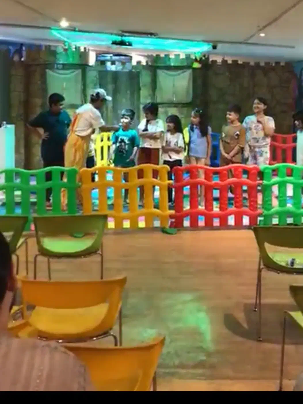 9عدد نرده پلاستیکی در حد نو قیمت ۹ تومن|اسباببازی|تهران, سازمان برنامه جنوبی|دیوار