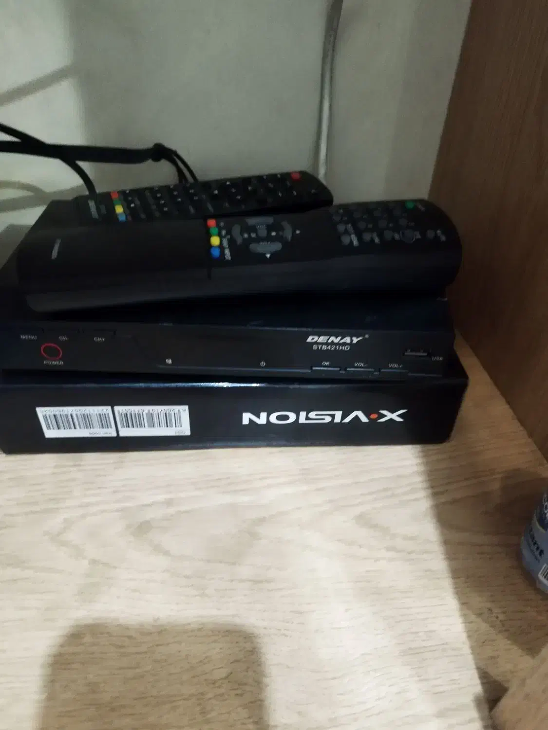 تلویزیون ۲۱اینچ ال جی|تلویزیون و پروژکتور|رشت, باهنر|دیوار