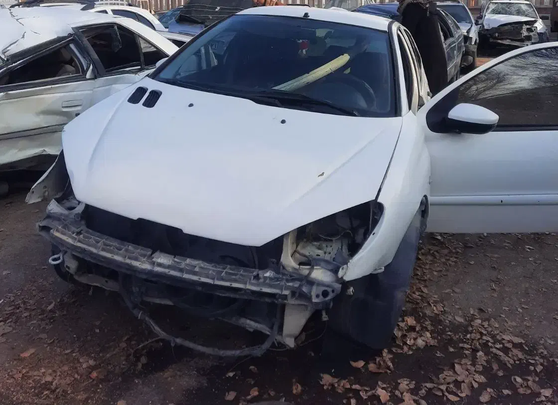 206 سفیدعروسک خونگی فنی سالمِ سالم|خودرو سواری و وانت|شهرکرد, |دیوار