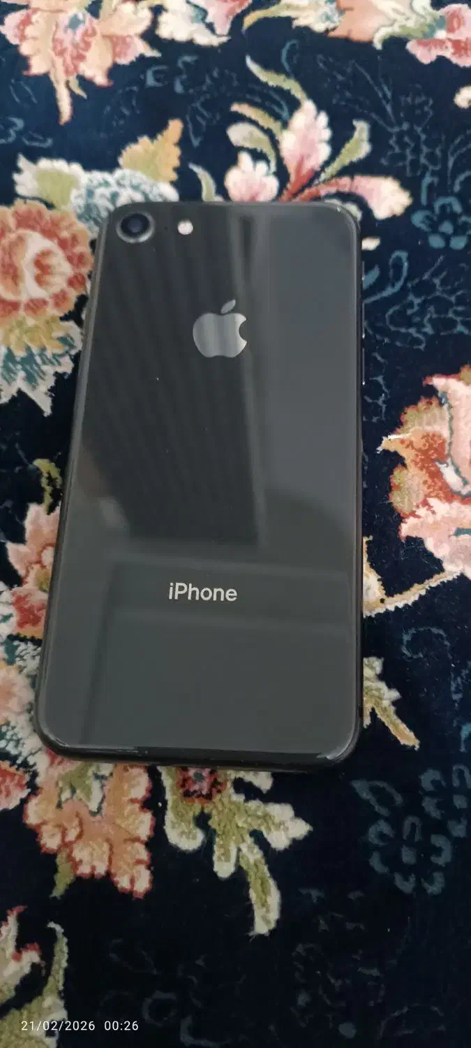 آیفون 8|موبایل|تهران, حصارک|دیوار