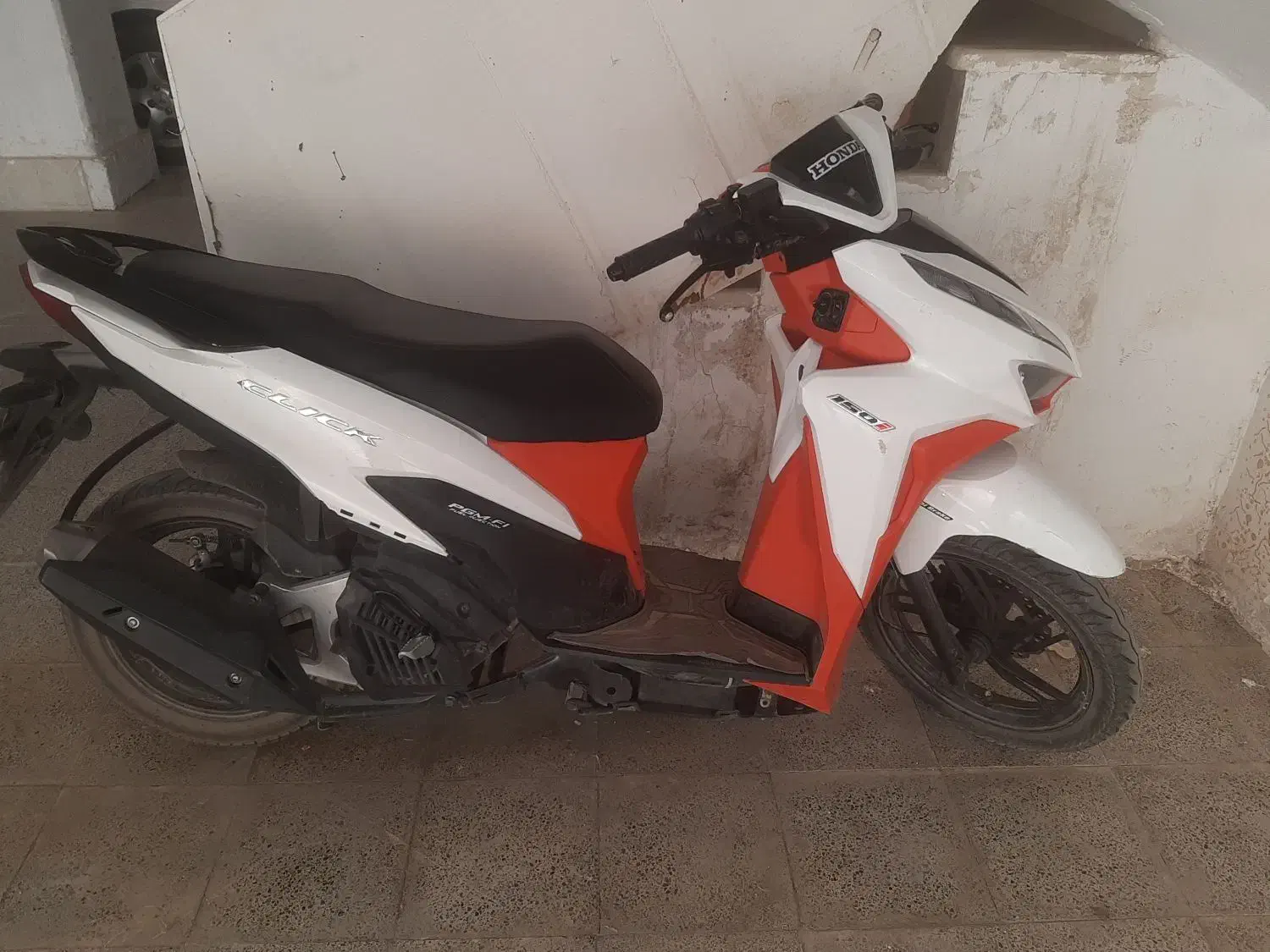 موتور طرح کلیک ۱۵۰ سی سی|موتورسیکلت|کرمانشاه, |دیوار