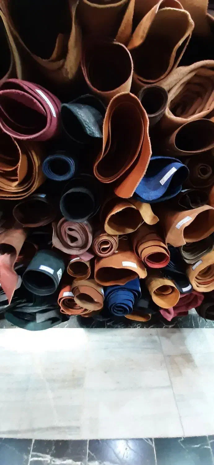 چرم طبیعی گاوی|کیف، کفش، کمربند|سنندج, |دیوار